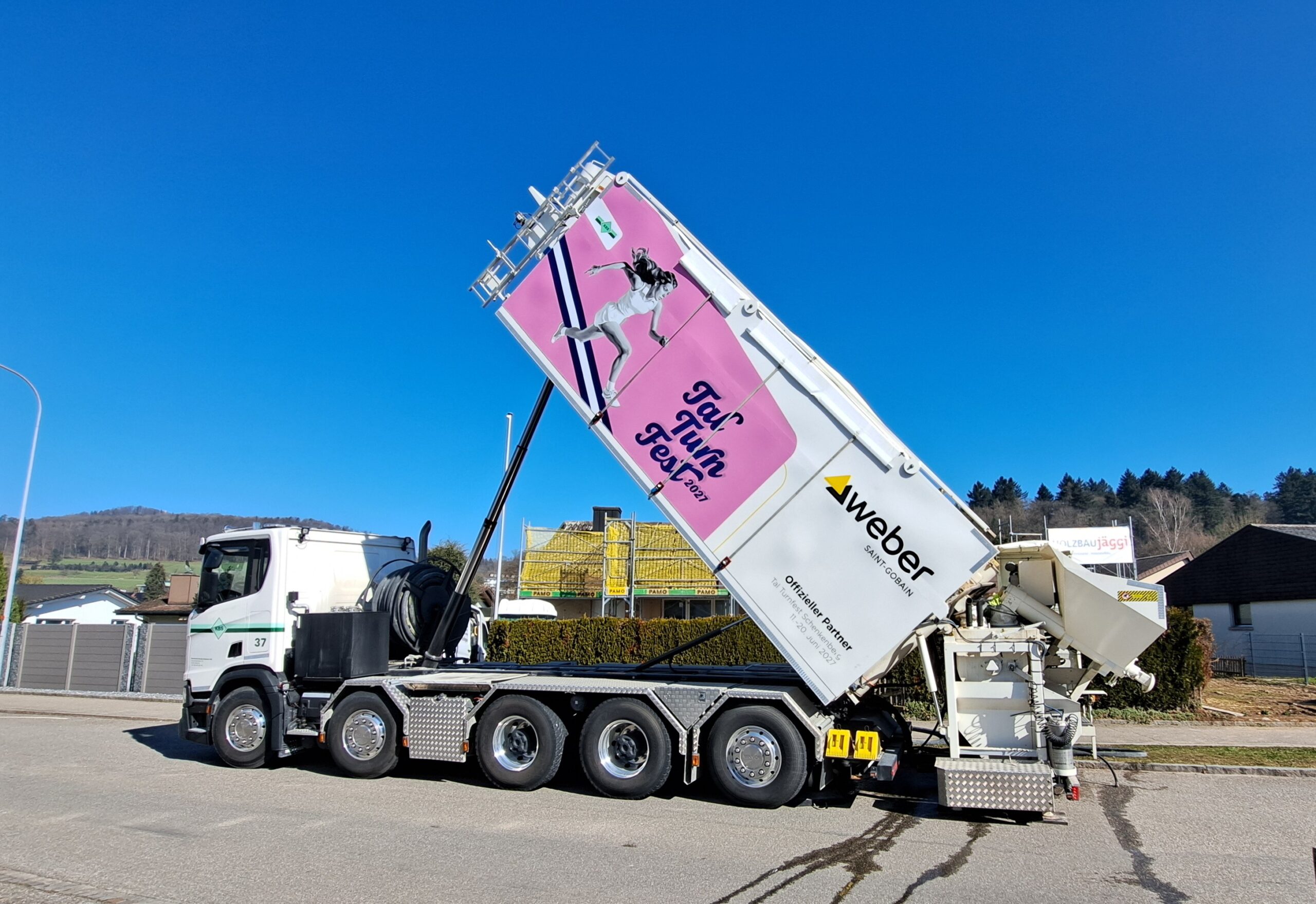 Anlieferung Unterlagsboden